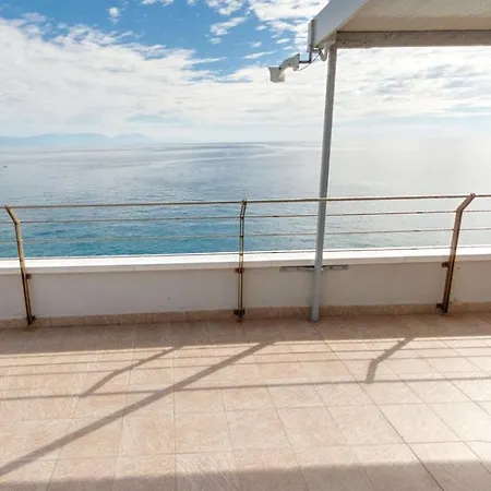 شقة فندقية La Punta مارينا دي كاميروتا