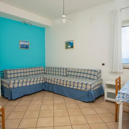 Aparthotel La Punta
