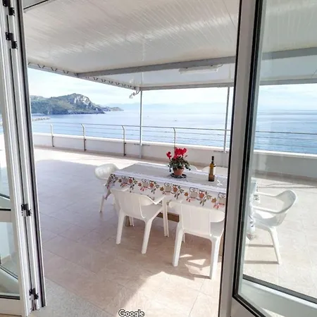 Aparthotel La Punta *
